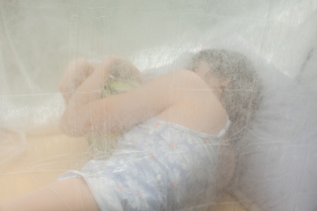 《肉丝少女 清凉一夏》 [森萝财团] X-028 写真集[128P]