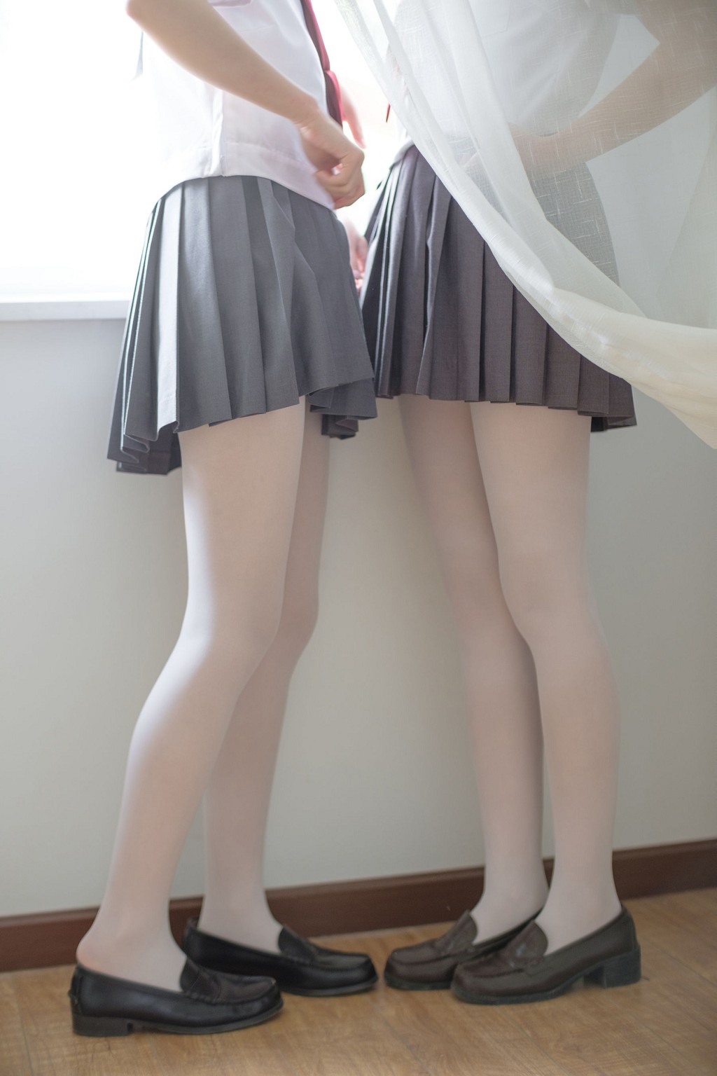 《JK白丝姐妹花》 [森萝财团] X-025 写真集[131P]