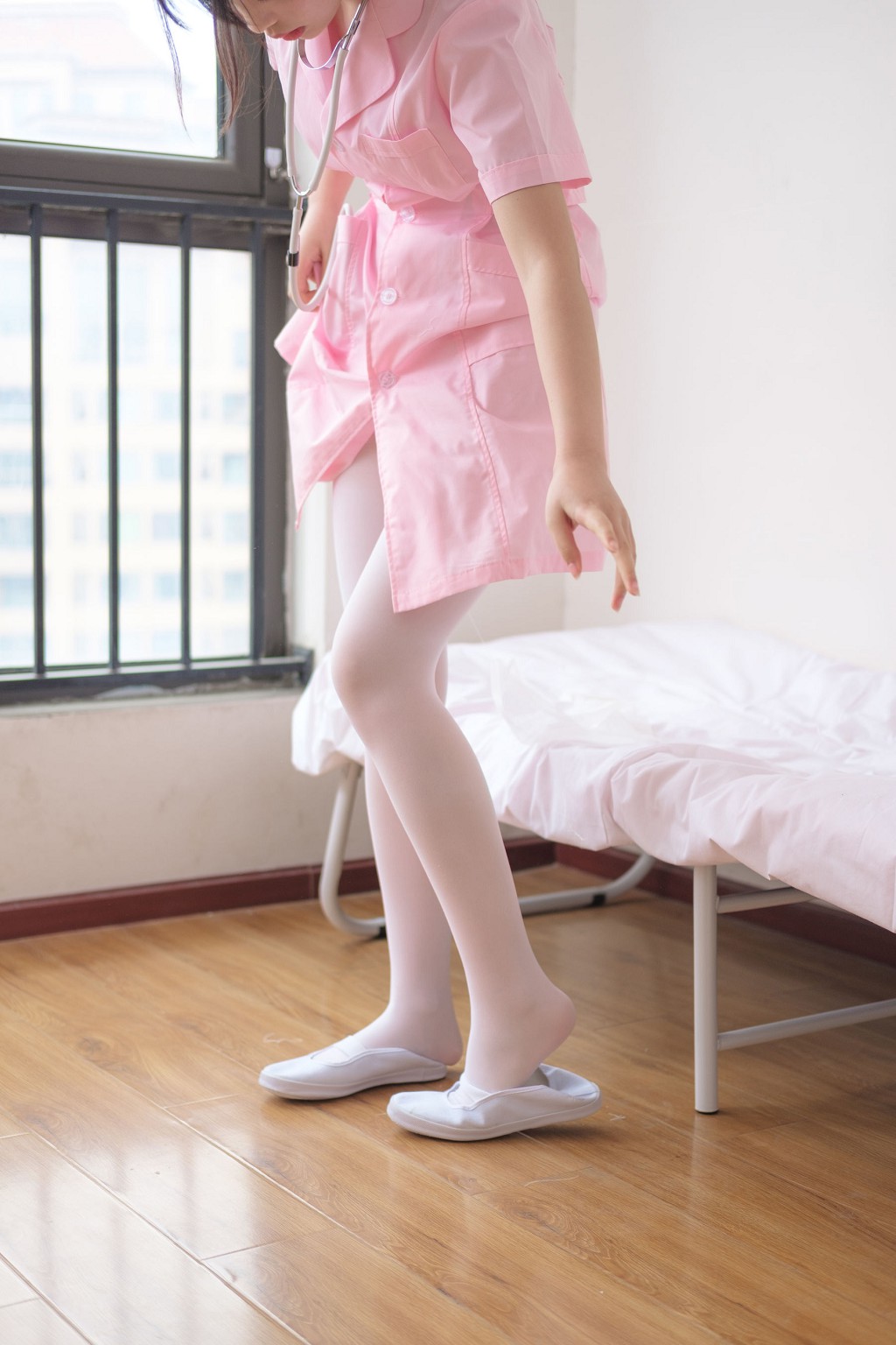 《护士妹妹穿白丝》 [森萝财团] X-021 写真集[167P]