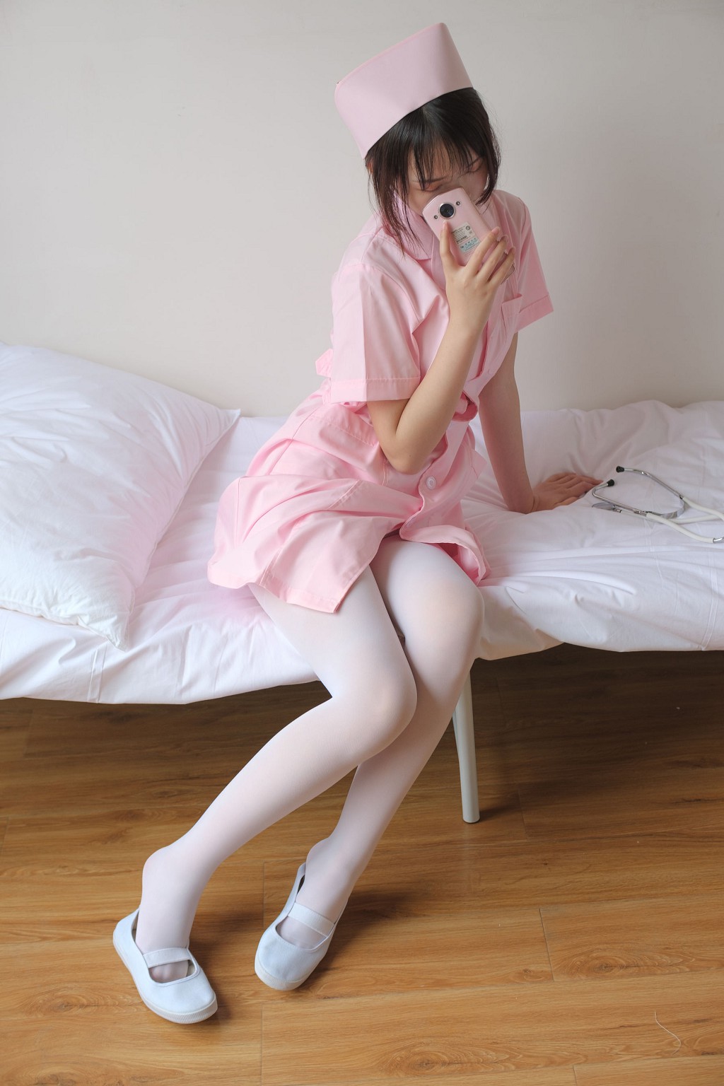 《护士妹妹穿白丝》 [森萝财团] X-021 写真集[167P]