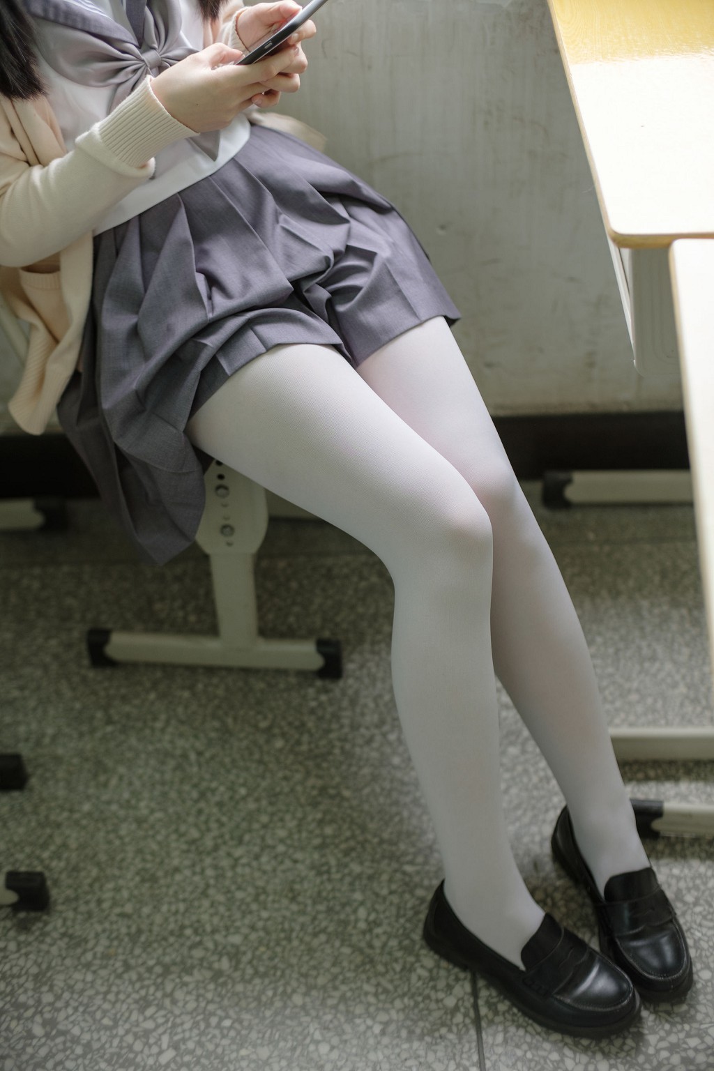 《JK校服白丝》 [森萝财团] X-017 写真集[99P]