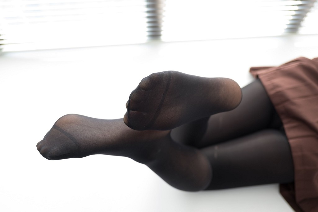 JK制服黑丝美足 [森萝财团] [BETA-011] 写真集[68P]