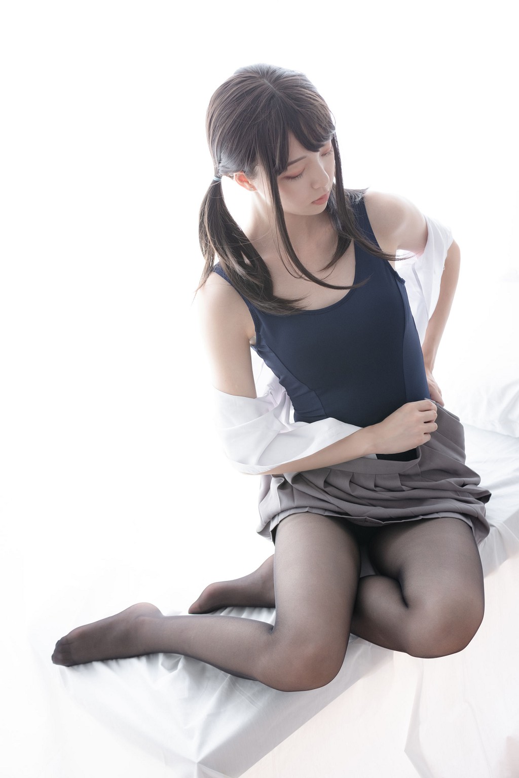 [森萝财团] LOVEPLUS-002 萝蓝丝袜写真集[110P]