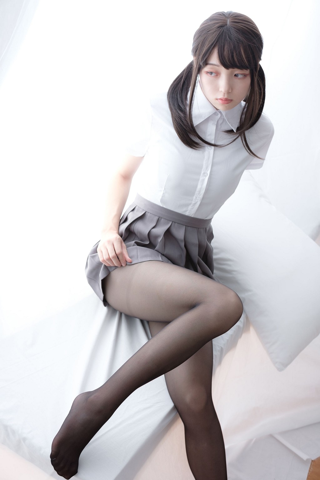 [森萝财团] LOVEPLUS-002 萝蓝丝袜写真集[110P]