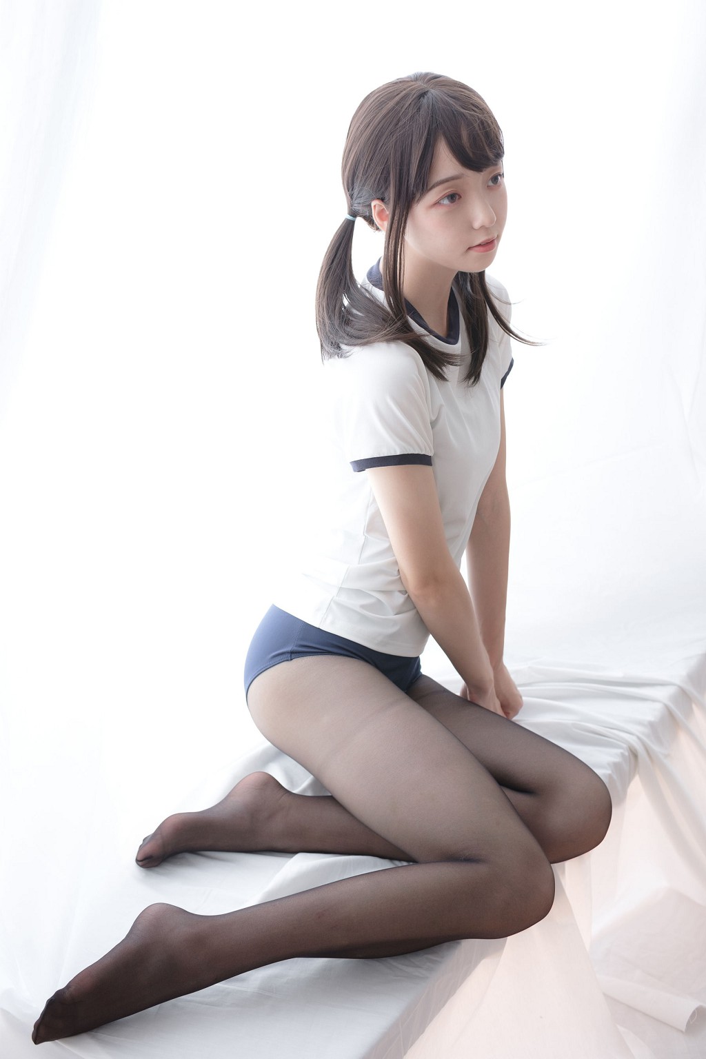 [森萝财团] LOVEPLUS-002 萝蓝丝袜写真集[110P]