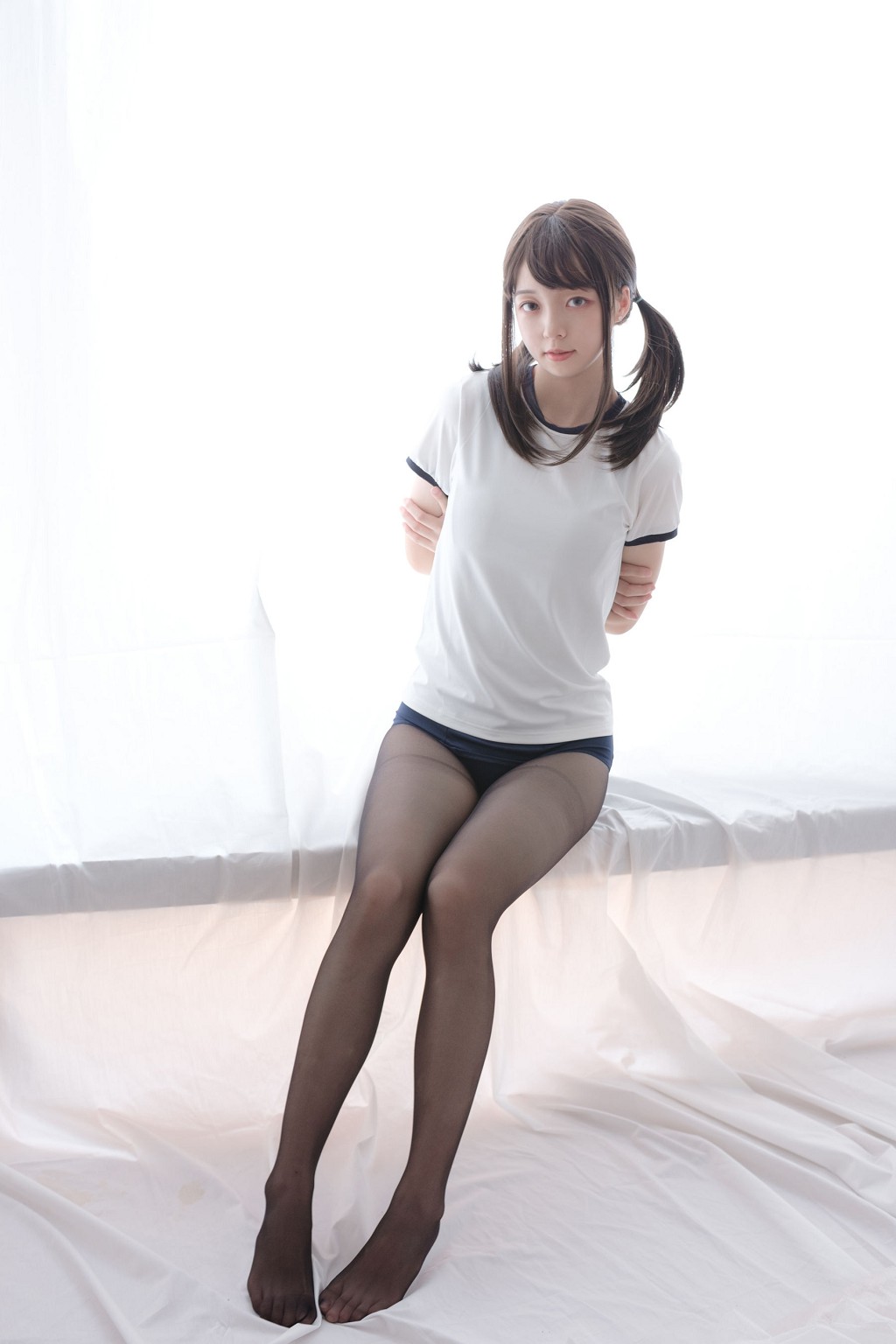 [森萝财团] LOVEPLUS-002 萝蓝丝袜写真集[110P]