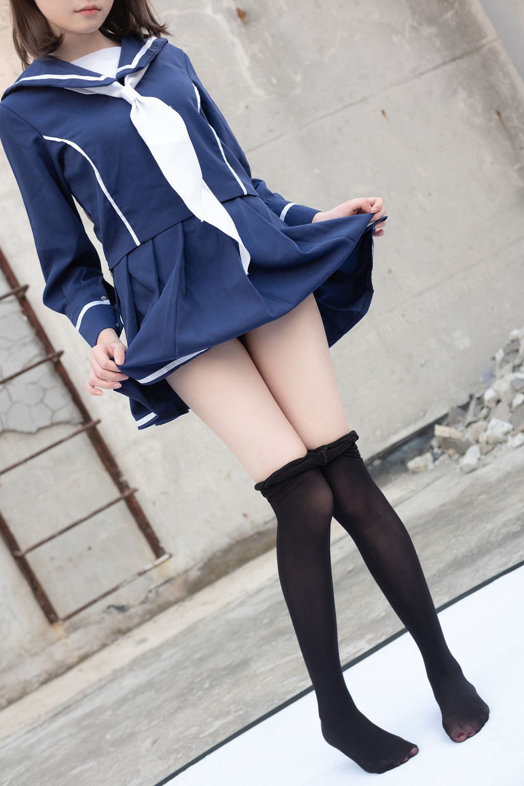 《天台黑丝水手服》 [森萝财团] X-043 写真集[110P]