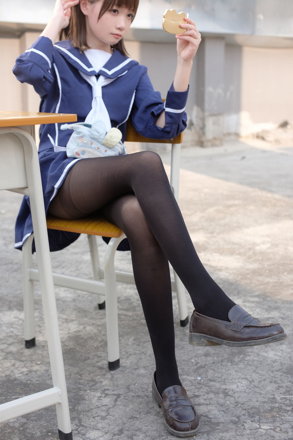 《天台黑丝水手服》 [森萝财团] X-043 写真集[110P]