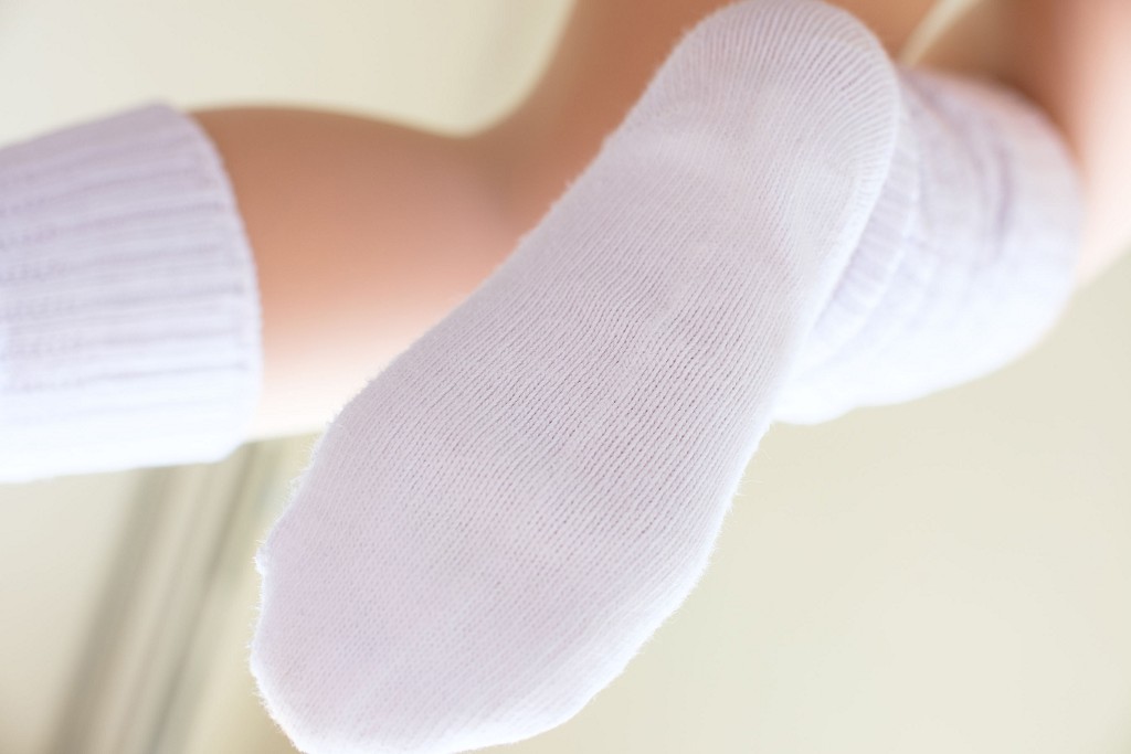 《肉丝白厚棉袜》 [森萝财团] X-033 写真集[102P]