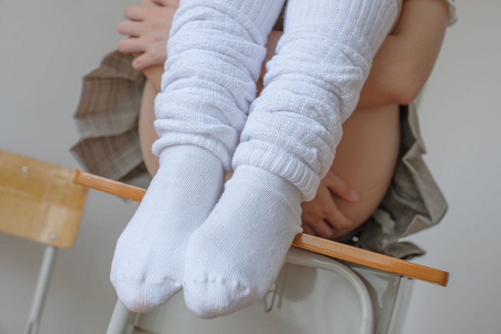 《肉丝白厚棉袜》 [森萝财团] X-033 写真集[102P]