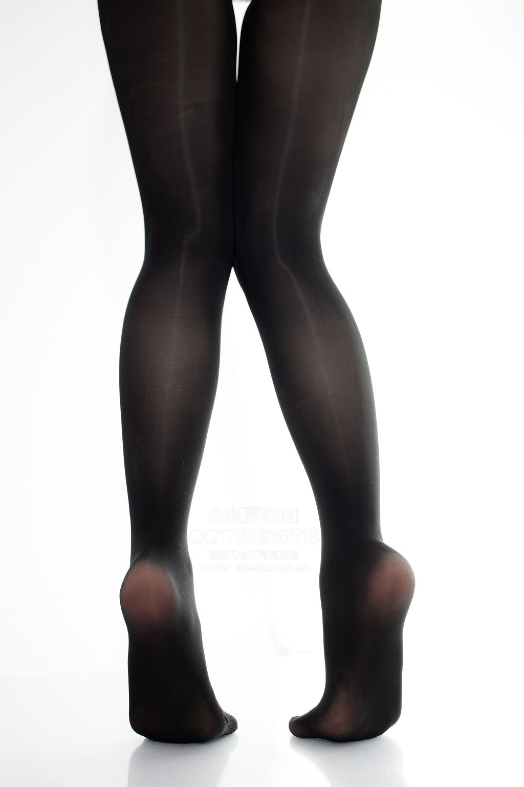 《白色死库水8D油亮黑丝》 [森萝财团] X-058 写真集[119P]