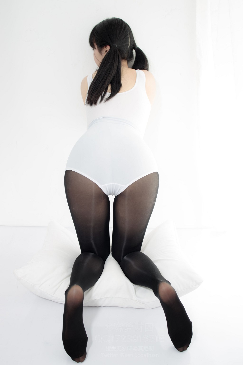 《白色死库水8D油亮黑丝》 [森萝财团] X-058 写真集[119P]