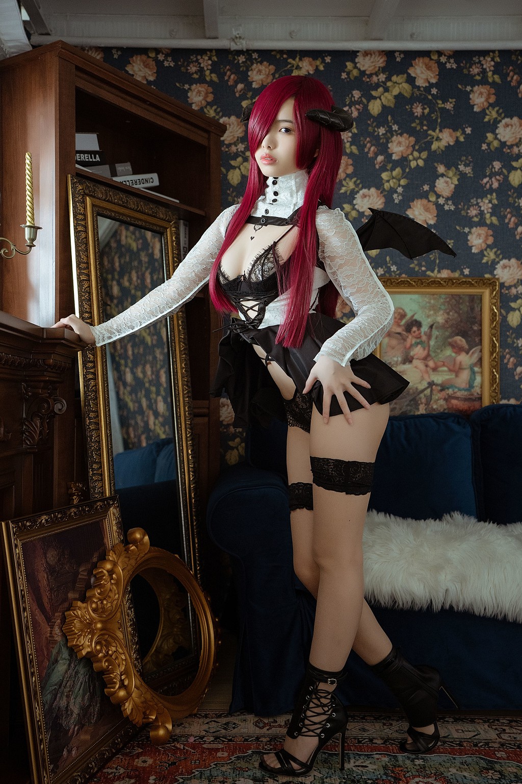 雯妹不讲道理《魅魔 the countess of devil》 [COSPLAY福利] 写真集[38P]