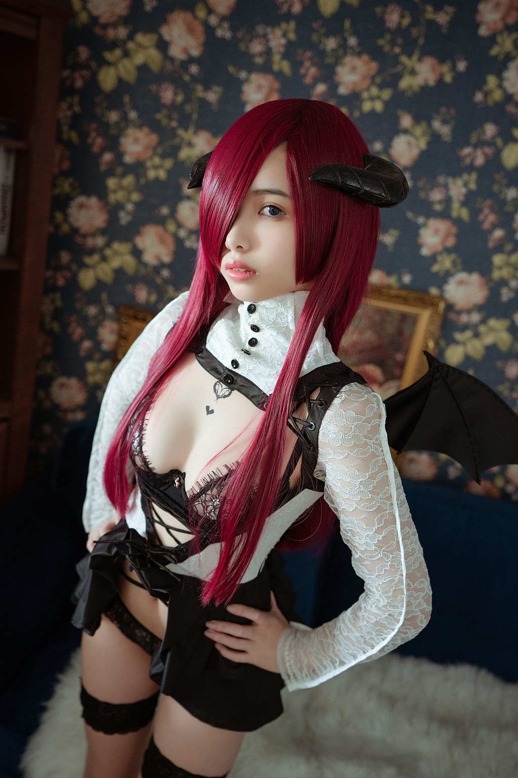 雯妹不讲道理《魅魔 the countess of devil》 [COSPLAY福利] 写真集[38P]