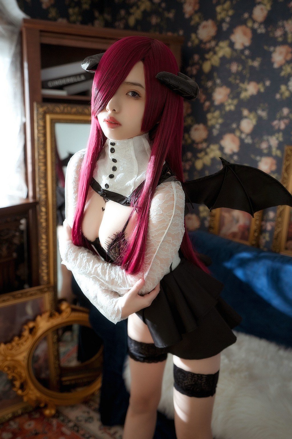 雯妹不讲道理《魅魔 the countess of devil》 [COSPLAY福利] 写真集[38P]