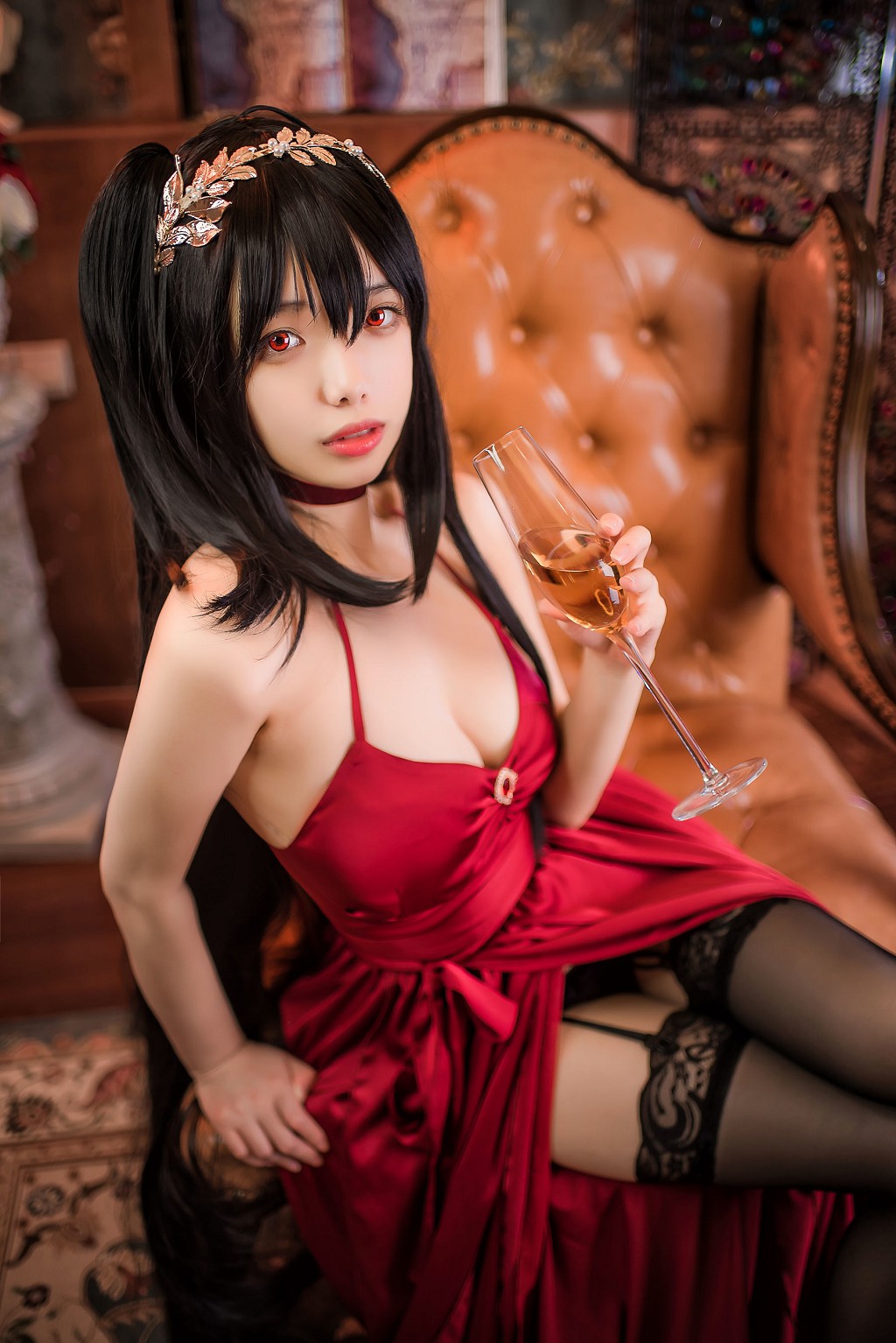 雯妹不讲道理《碧蓝航线大凤礼服》 [COSPLAY福利] 写真集[43P]