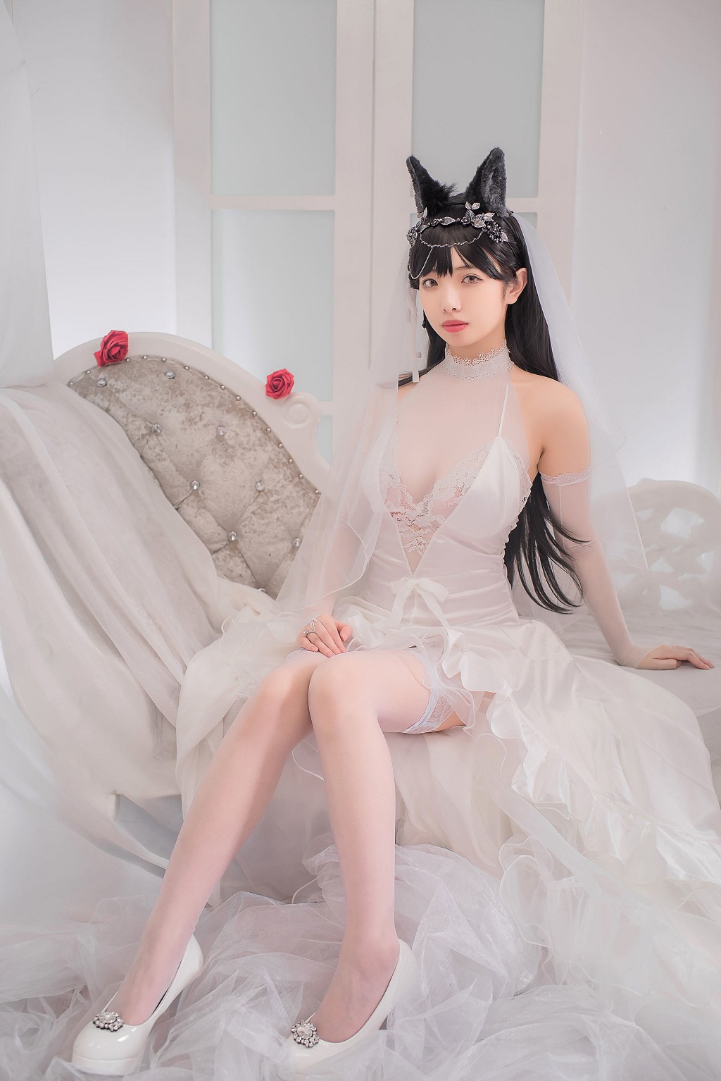 雯妹不讲道理《爱宕花嫁》  [COSPLAY福利] 写真集[32P]
