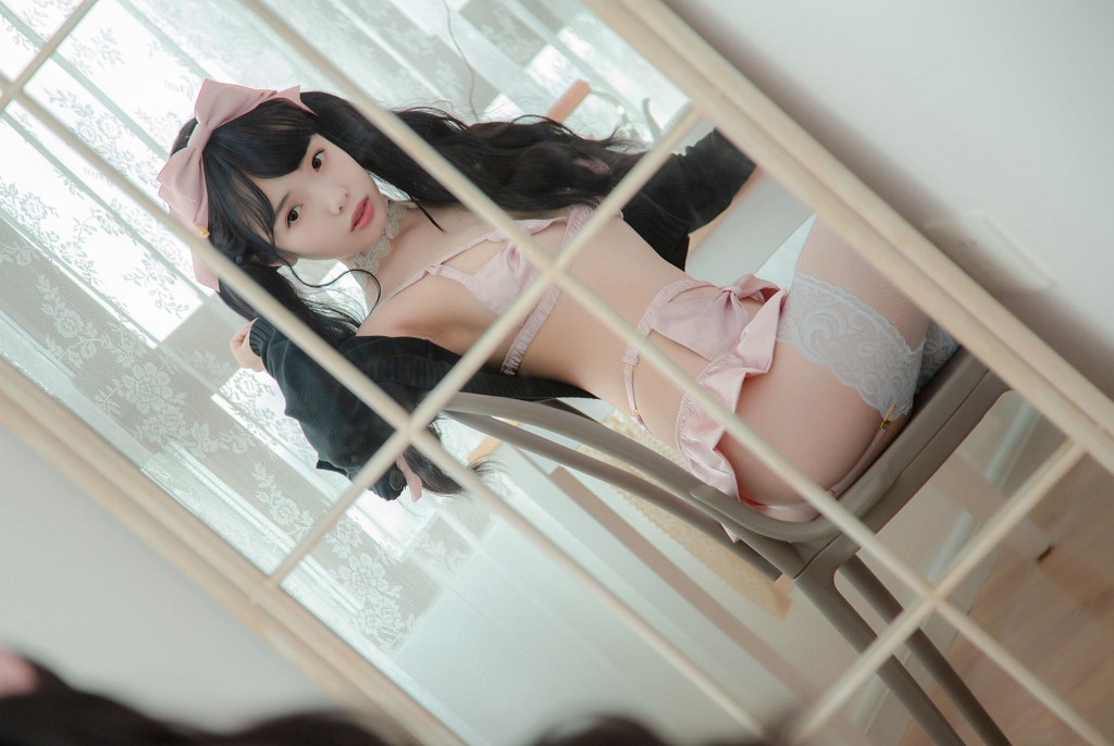 COSER雯妹《情人节特辑》 [COSPLAY福利] 写真集[31P]