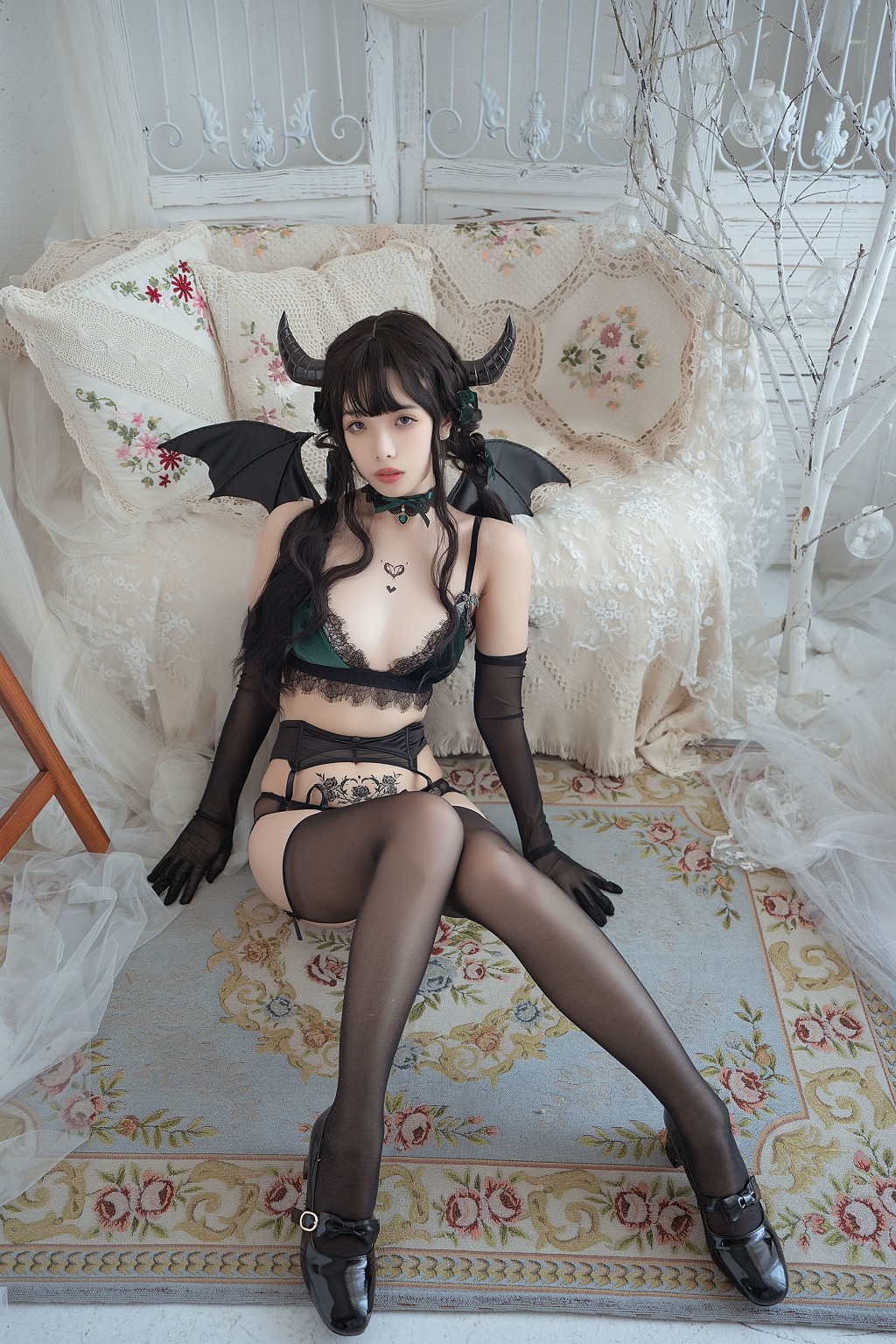 雯妹不讲道理《魅魔 Proud devil》  [COSPLAY福利] 写真集[50P]