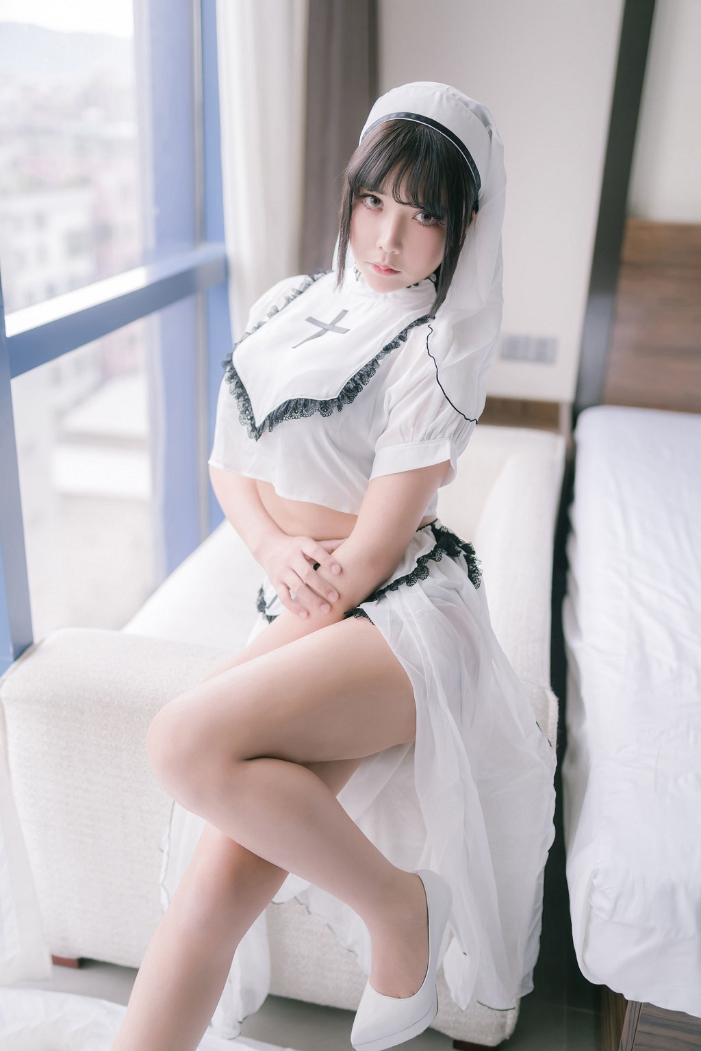 COSER抱走莫子aa《纯白修女》 [COSPLAY美女] 写真集[42P]
