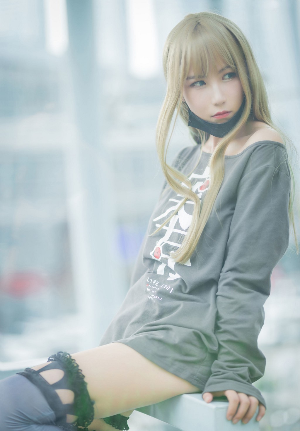 逐月su《汉森废墟》  [COSPLAY美少女] 写真集[36P]