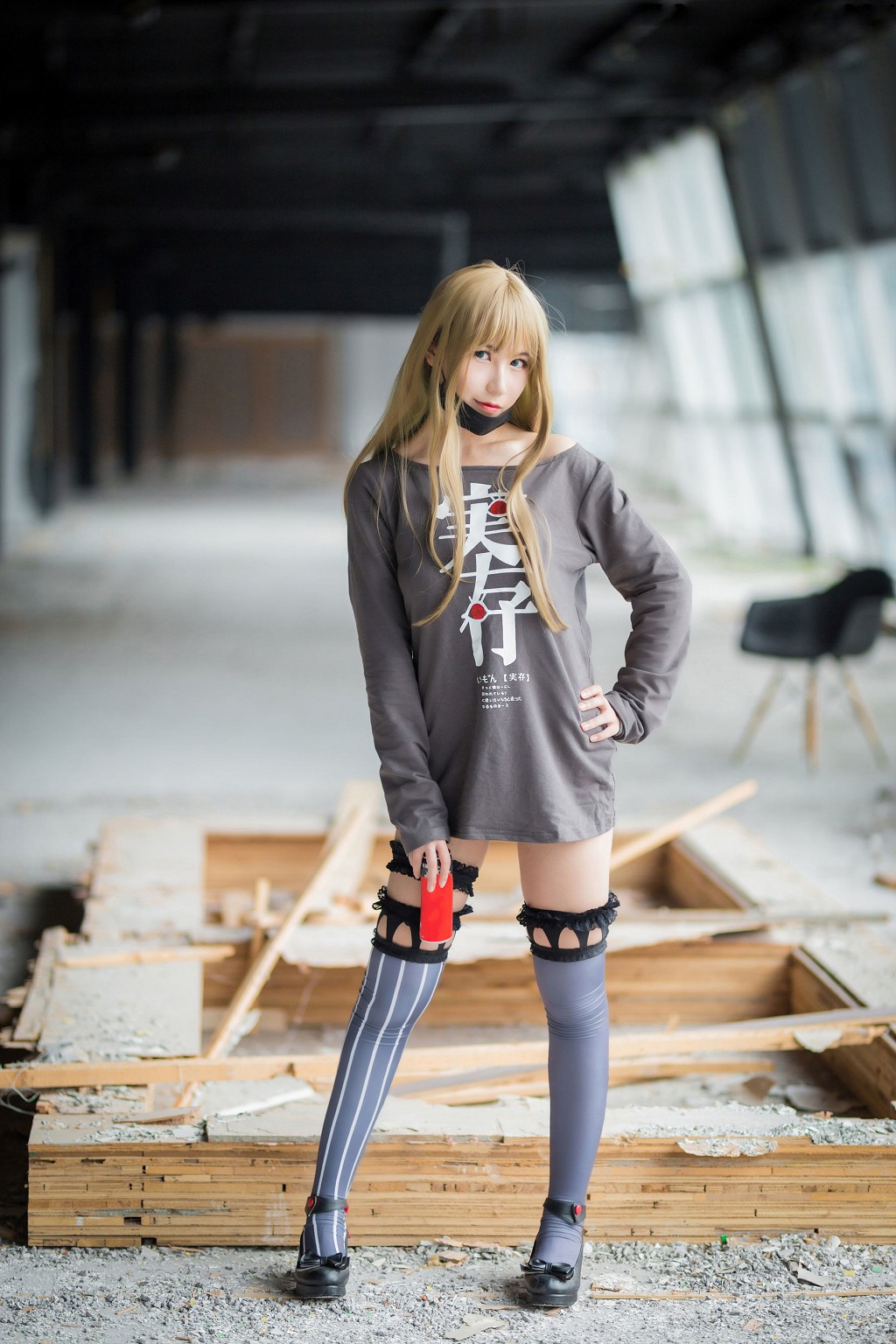 逐月su《汉森废墟》  [COSPLAY美少女] 写真集[36P]