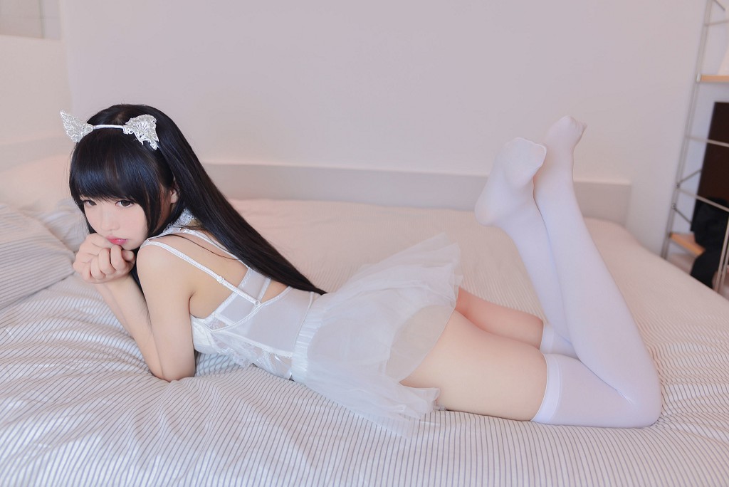 雪琪SAMA《猫系少女白猫》 [福利COSPLAY] 写真集[31P]