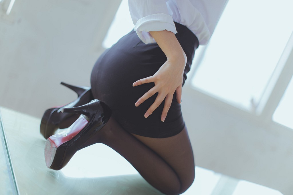 COSER黑川《黑丝教师》  [COSPLAY福利] 写真集[43P]