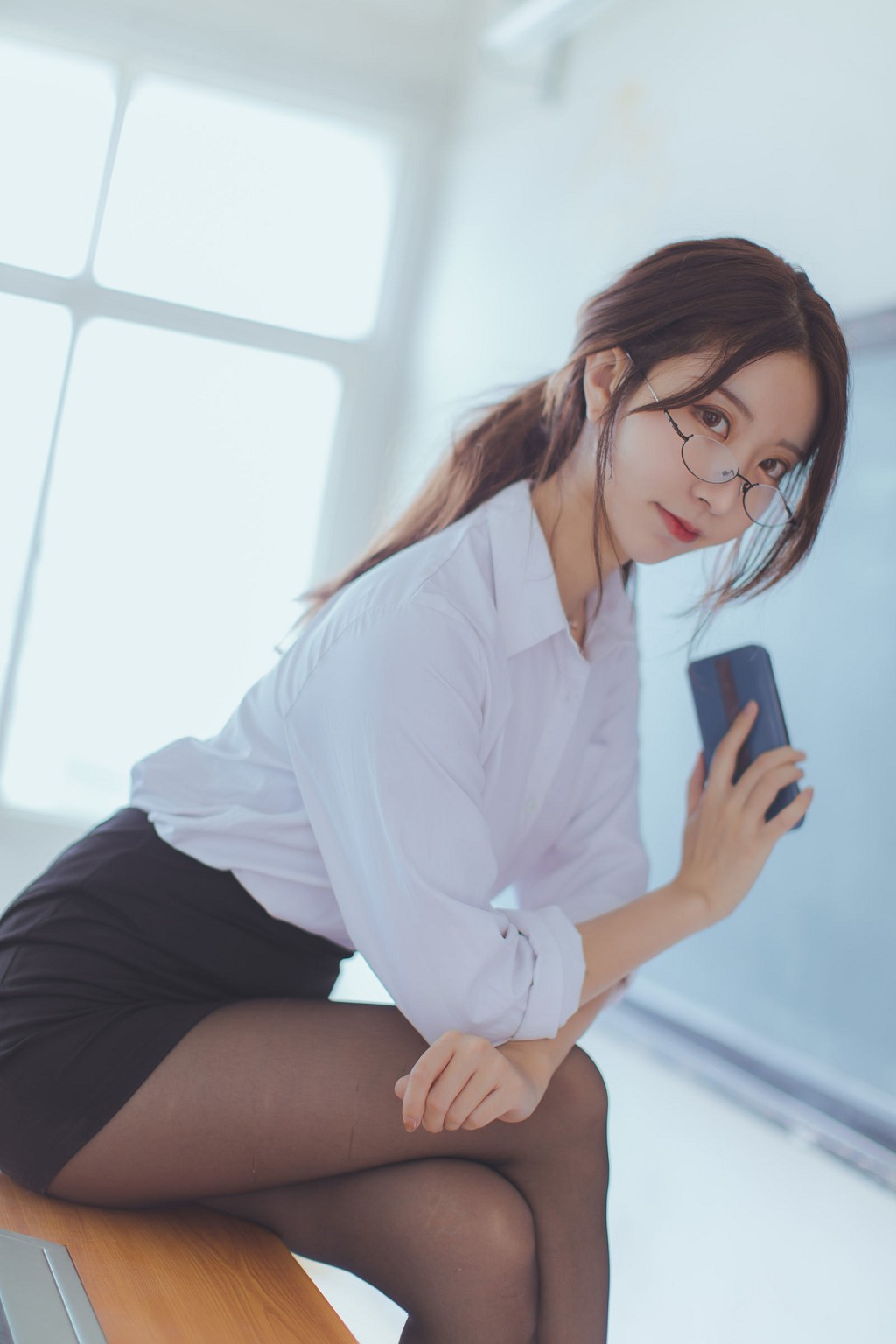 COSER黑川《黑丝教师》  [COSPLAY福利] 写真集[43P]