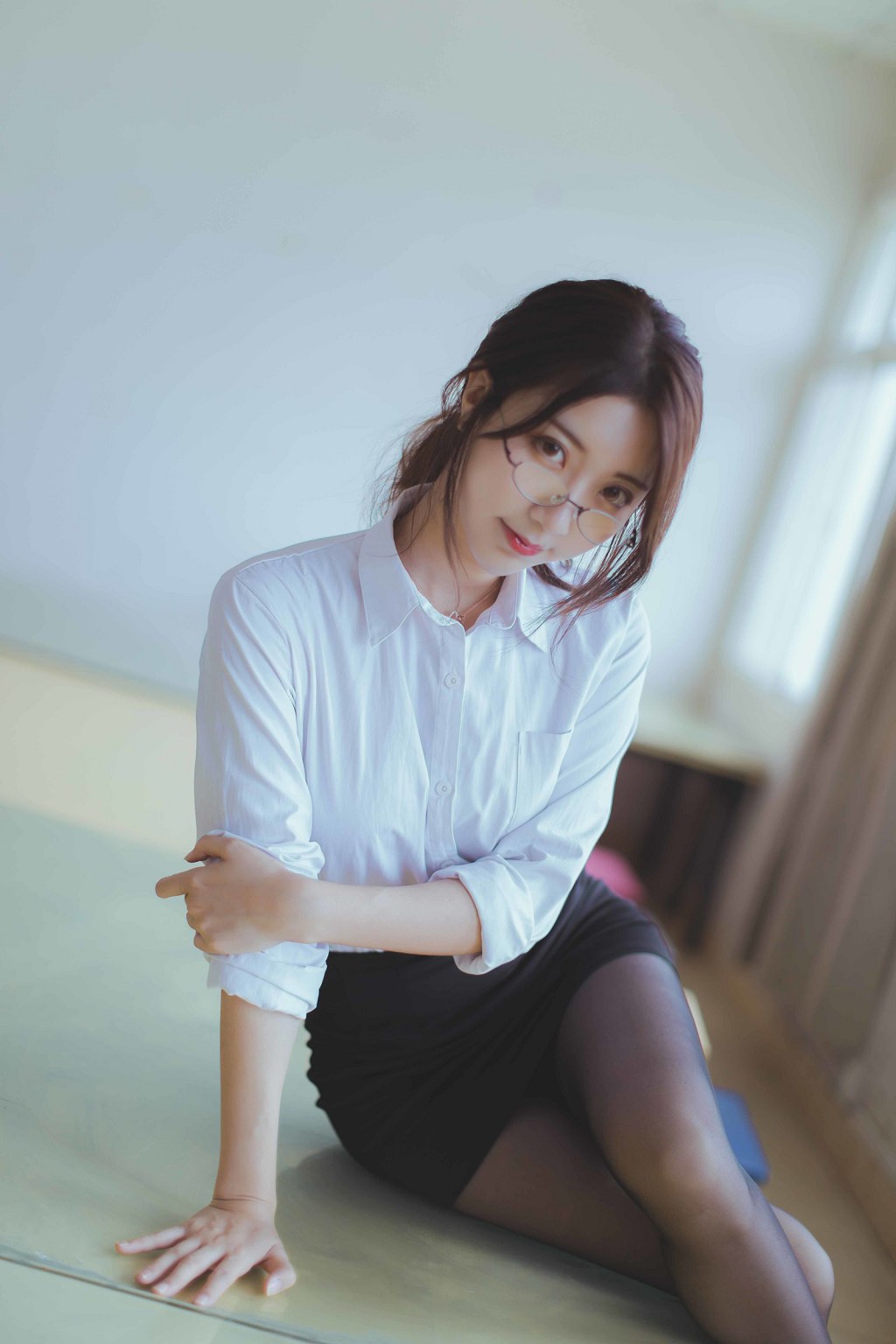 COSER黑川《黑丝教师》  [COSPLAY福利] 写真集[43P]