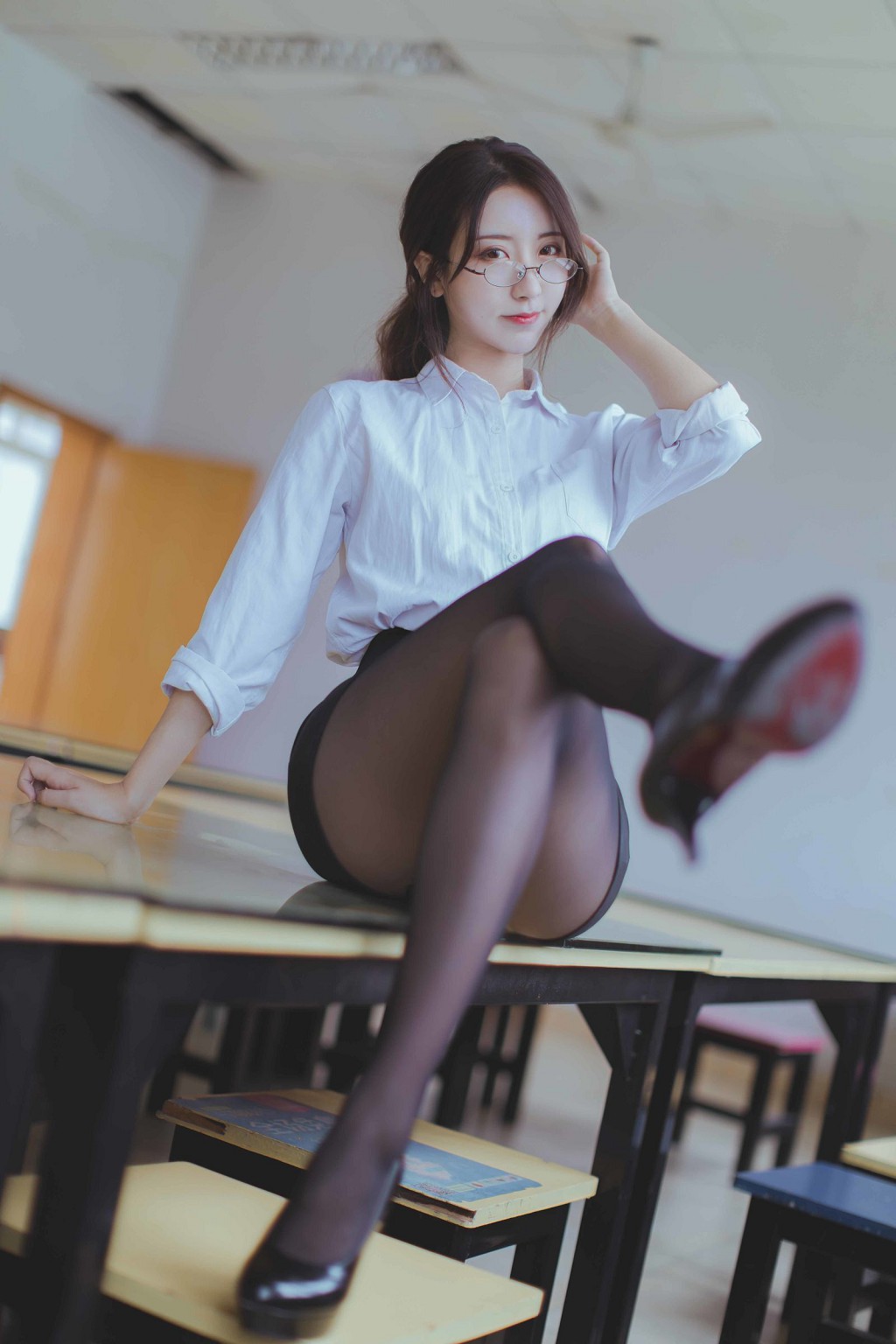 COSER黑川《黑丝教师》  [COSPLAY福利] 写真集[43P]