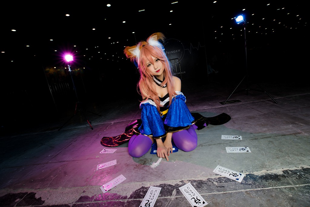 腐团儿Ikaros《霞之丘诗羽+玉藻前+甄姬》 [COSPLAY美女] 写真集[11P]