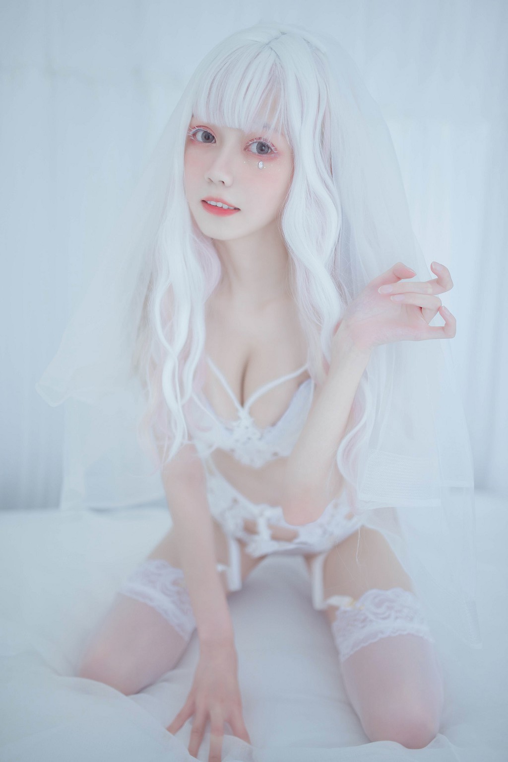 你的负卿《白色蕾丝私房》  [COSPLAY福利] 写真集[33P]