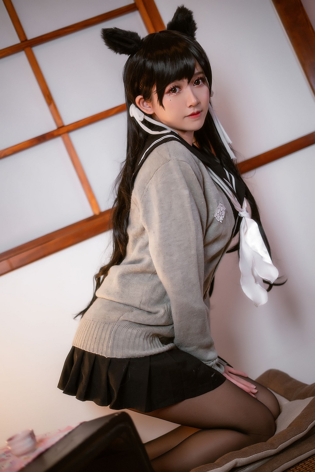 鳗鱼霏儿《碧蓝航线 校服》 [COSPLAY美女] 写真集[14P]