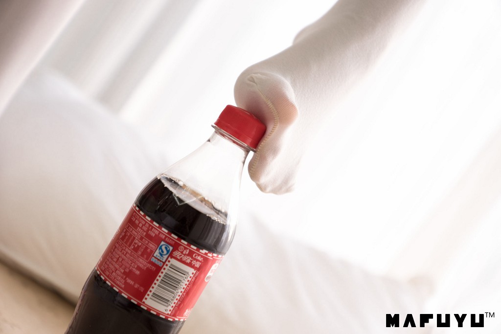 神楽坂真冬《猫爪白丝系列》  [COSPLAY美女] 写真集[100P]