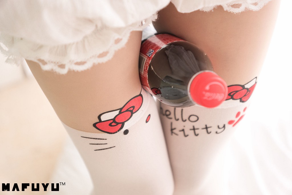 神楽坂真冬《猫爪白丝系列》  [COSPLAY美女] 写真集[100P]