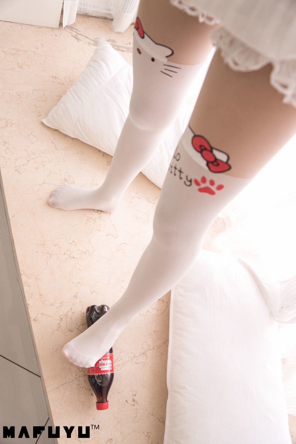 神楽坂真冬《猫爪白丝系列》  [COSPLAY美女] 写真集[100P]