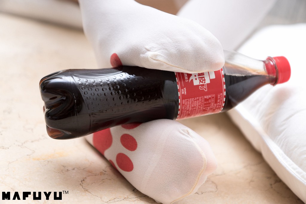 神楽坂真冬《猫爪白丝系列》  [COSPLAY美女] 写真集[100P]