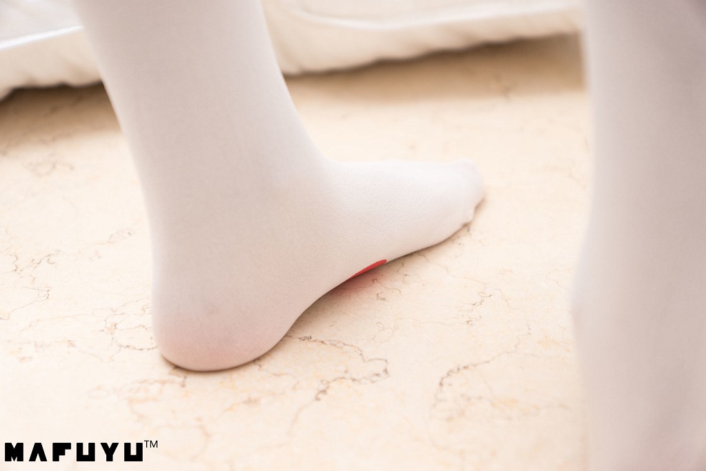 神楽坂真冬《猫爪白丝系列》  [COSPLAY美女] 写真集[100P]