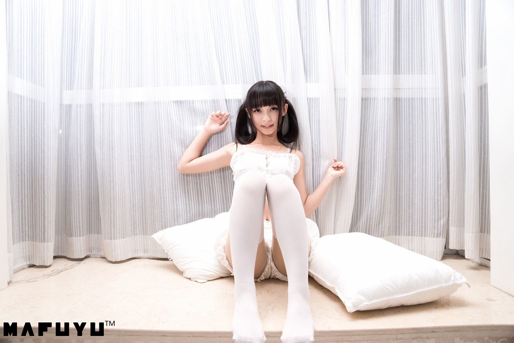 神楽坂真冬《猫爪白丝系列》  [COSPLAY美女] 写真集[100P]