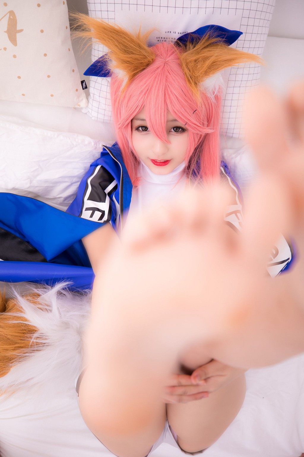 神楽坂真冬《目標はあなた、エンジン全開！！》 [萝莉COSPLAY] 写真集[150P]