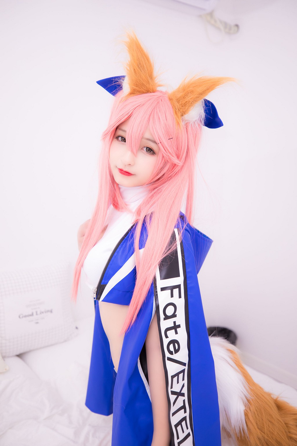 神楽坂真冬《目標はあなた、エンジン全開！！》 [萝莉COSPLAY] 写真集[150P]