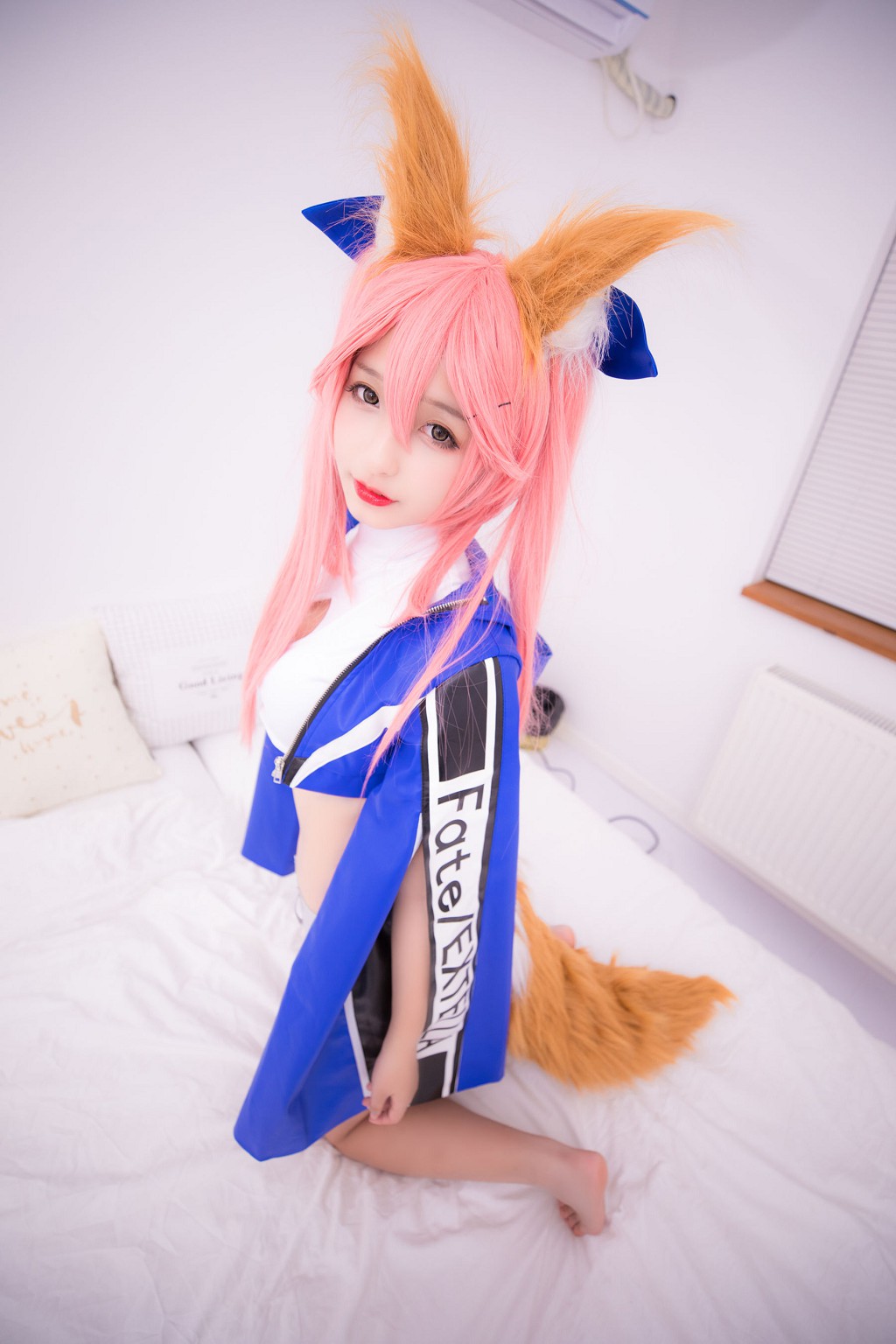 神楽坂真冬《目標はあなた、エンジン全開！！》 [萝莉COSPLAY] 写真集[150P]