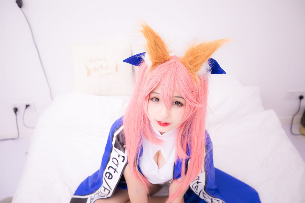 神楽坂真冬《目標はあなた、エンジン全開！！》 [萝莉COSPLAY] 写真集[150P]
