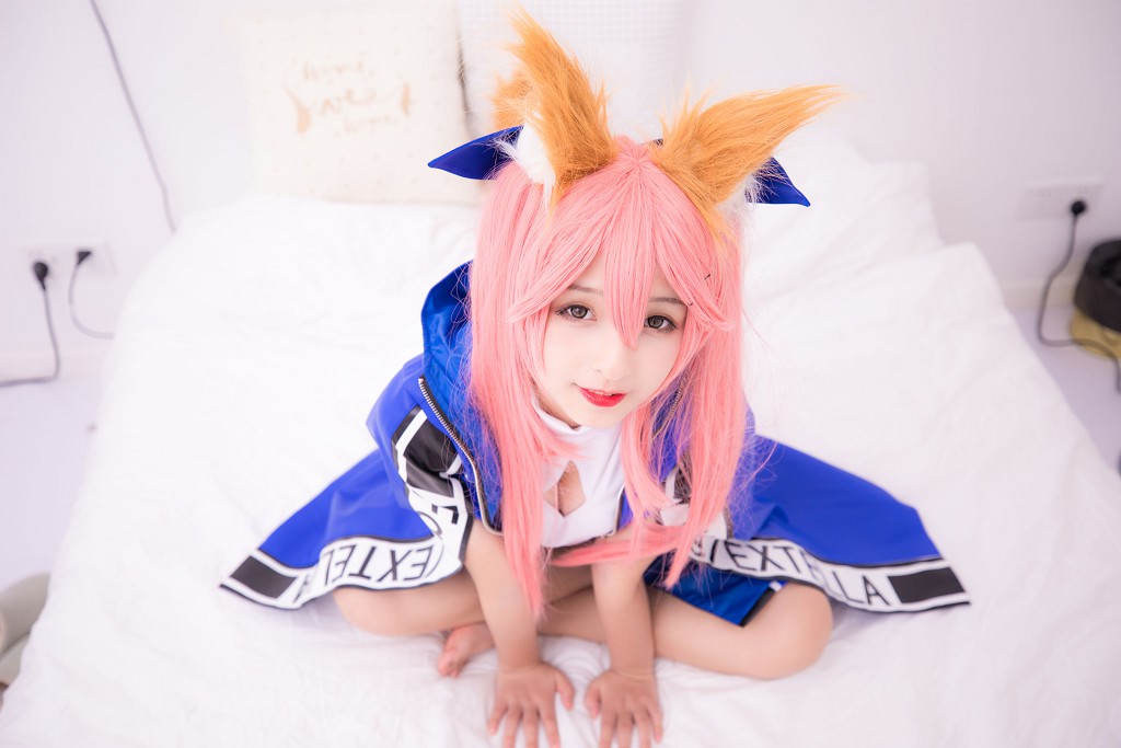 神楽坂真冬《目標はあなた、エンジン全開！！》 [萝莉COSPLAY] 写真集[150P]