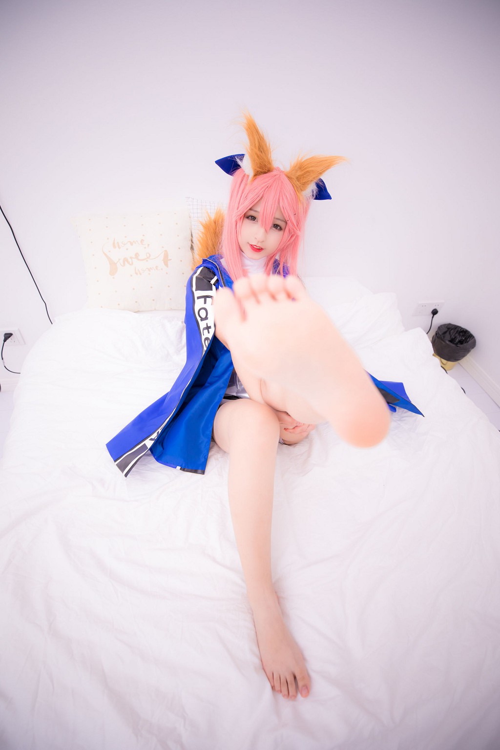 神楽坂真冬《目標はあなた、エンジン全開！！》 [萝莉COSPLAY] 写真集[150P]