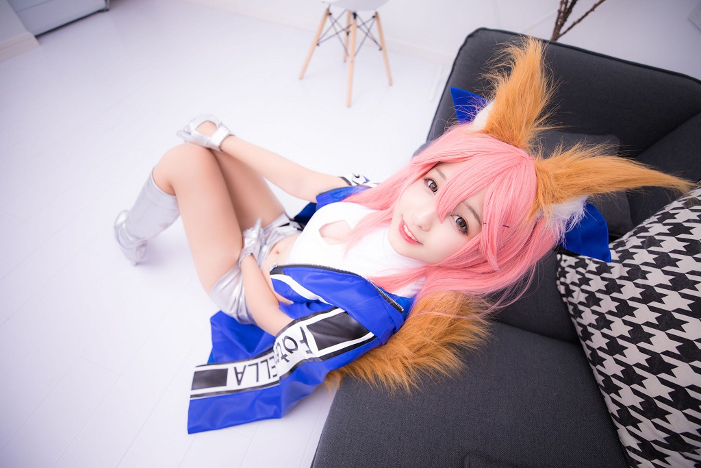 神楽坂真冬《目標はあなた、エンジン全開！！》 [萝莉COSPLAY] 写真集[150P]