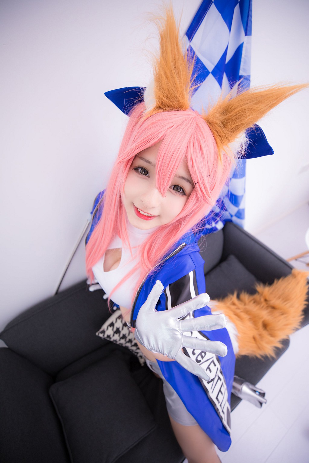 神楽坂真冬《目標はあなた、エンジン全開！！》 [萝莉COSPLAY] 写真集[150P]