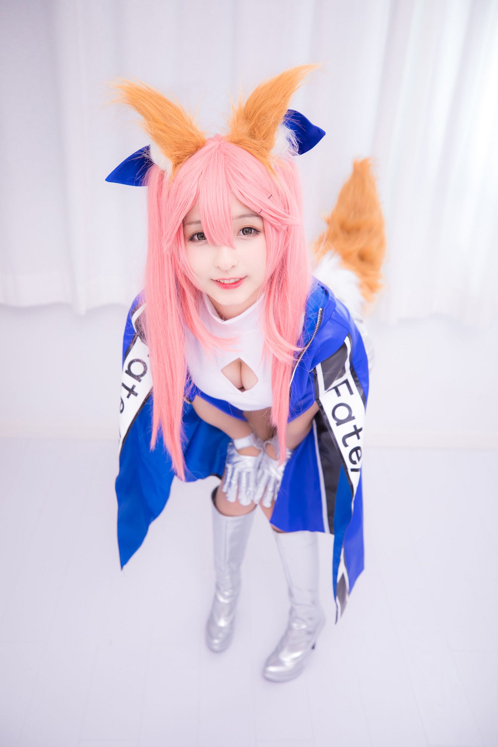 神楽坂真冬《目標はあなた、エンジン全開！！》 [萝莉COSPLAY] 写真集[150P]