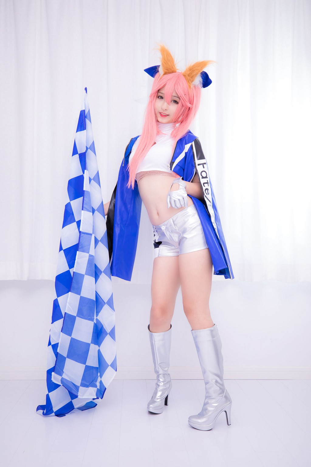 神楽坂真冬《目標はあなた、エンジン全開！！》 [萝莉COSPLAY] 写真集[150P]